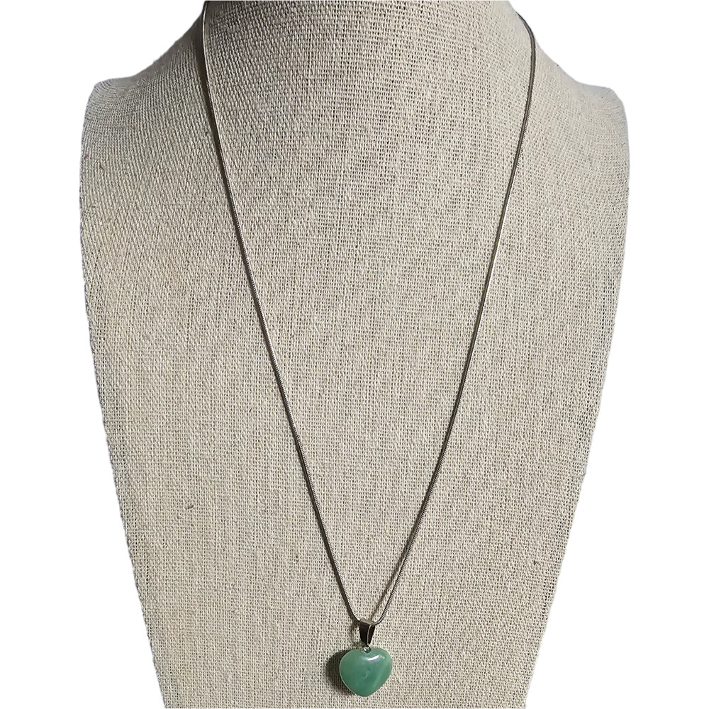 Natural Green Jade Heart Pendant Necklace - Boho Healing Crystal Jewelry - Picture 2 of 8